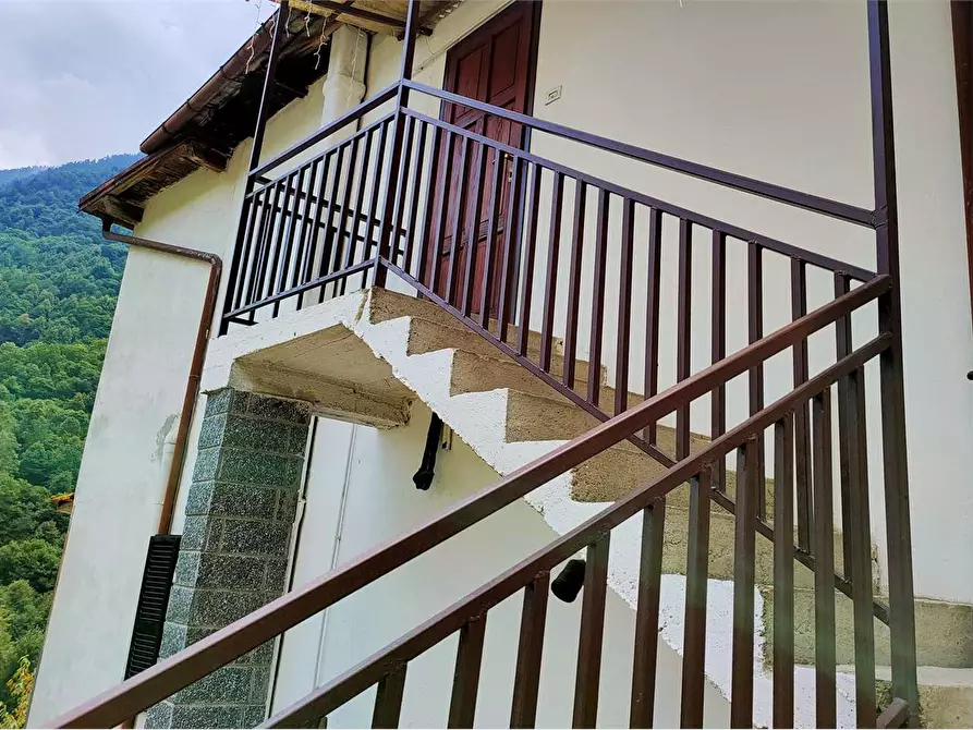 Immagine 28 di Casa indipendente in vendita  in MONTE ROSA a Calasca-Castiglione