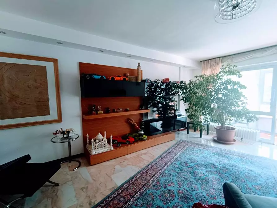 Immagine 19 di Attico in vendita  in piazza repubblica a Villadossola