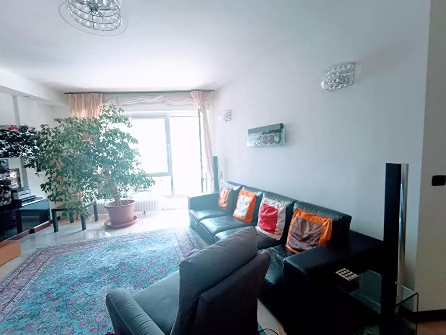 Immagine 49 di Attico in vendita  in piazza repubblica a Villadossola