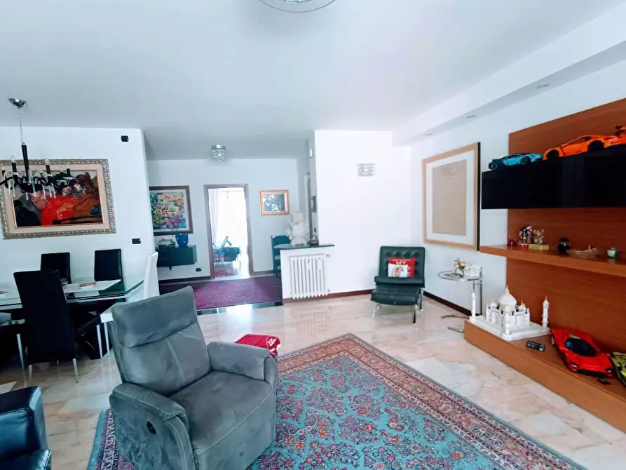 Immagine 17 di Attico in vendita  in piazza repubblica a Villadossola