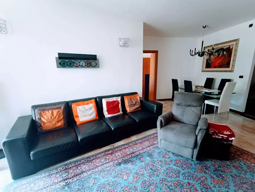 Immagine 13 di Attico in vendita  in piazza repubblica a Villadossola