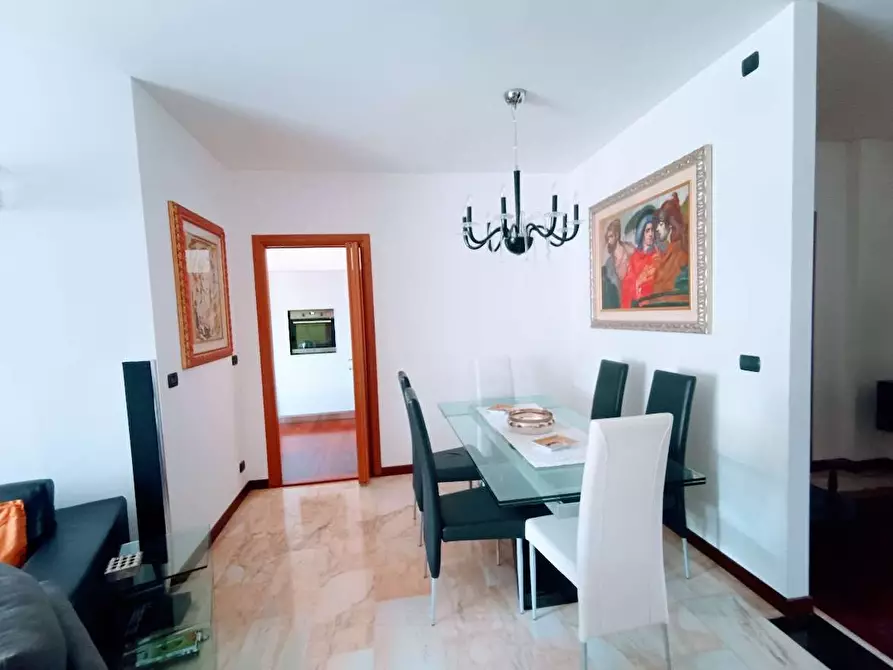 Immagine 4 di Attico in vendita  in piazza repubblica a Villadossola