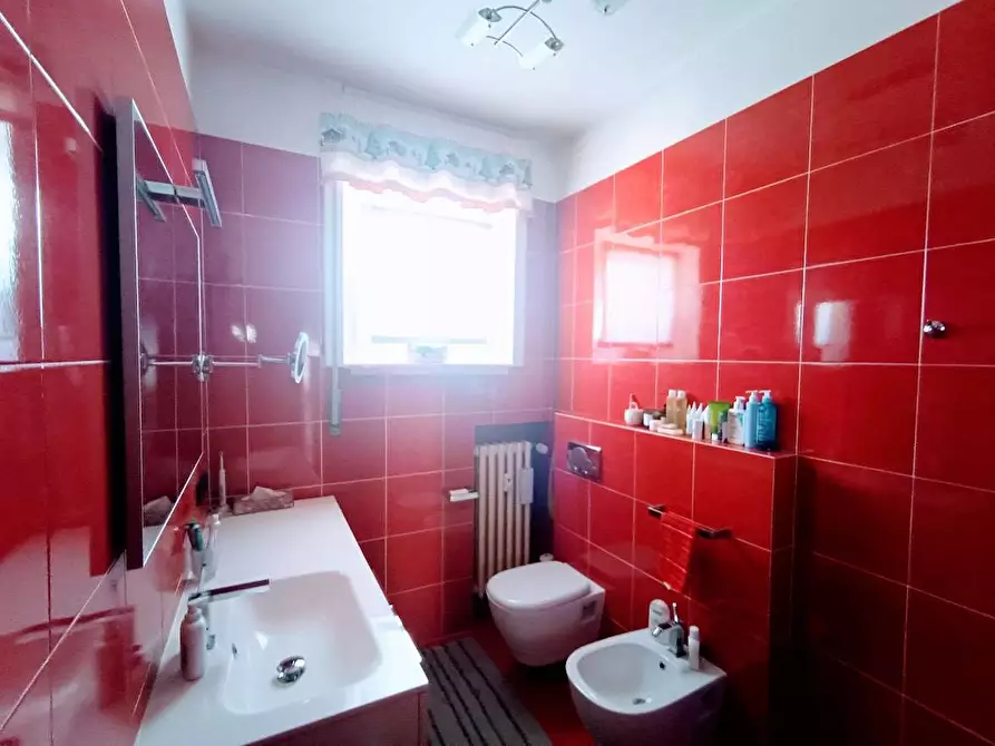 Immagine 38 di Attico in vendita  in piazza repubblica a Villadossola