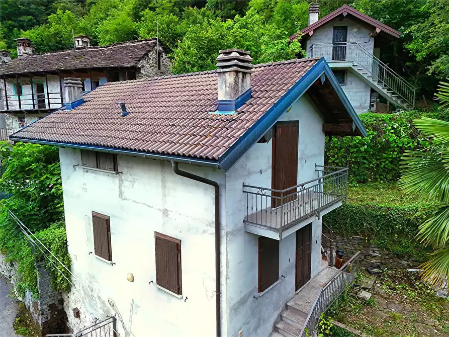 Immagine 8 di Casa indipendente in vendita  in via  domodossola 57 a Beura-Cardezza