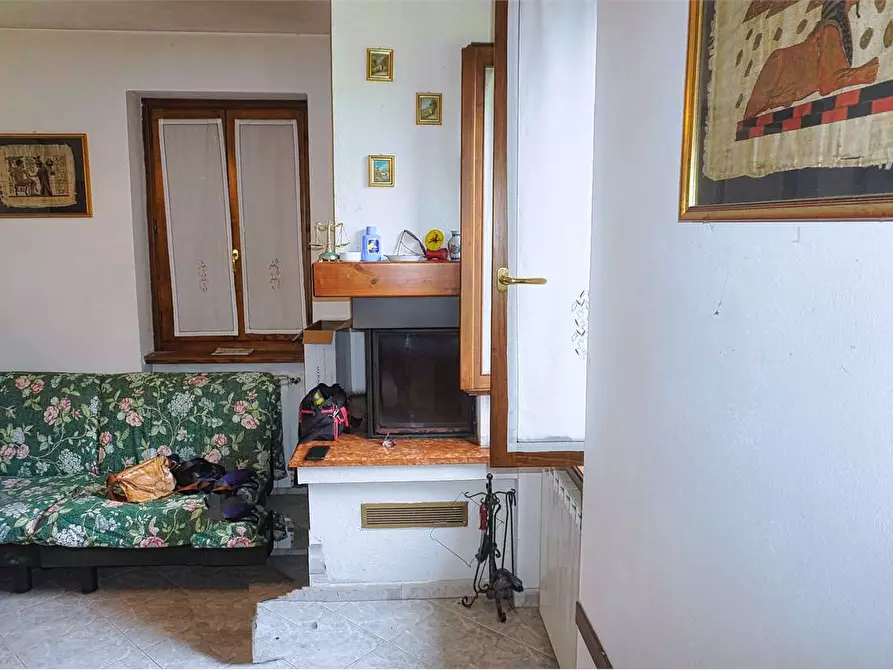 Immagine 1 di Casa indipendente in vendita  in via  domodossola 57 a Beura-Cardezza