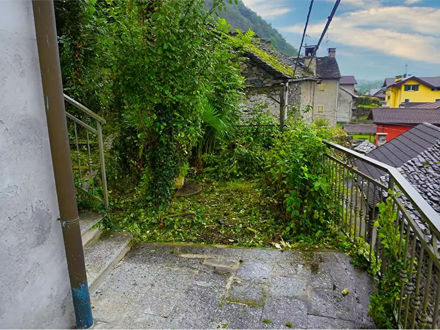 Immagine 25 di Casa indipendente in vendita  in via  domodossola 57 a Beura-Cardezza
