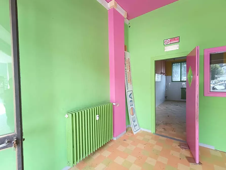 Immagine 6 di Negozio in vendita  in piazza della repubblica  17 a Villadossola