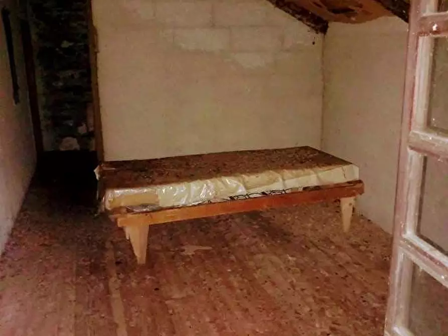 Immagine 23 di Baita in vendita  in MIRATE ALPE a Villette