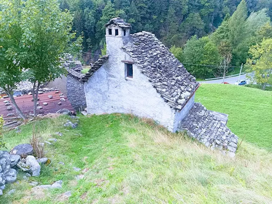 Immagine 56 di Baita in vendita  in MOULONE a Varzo