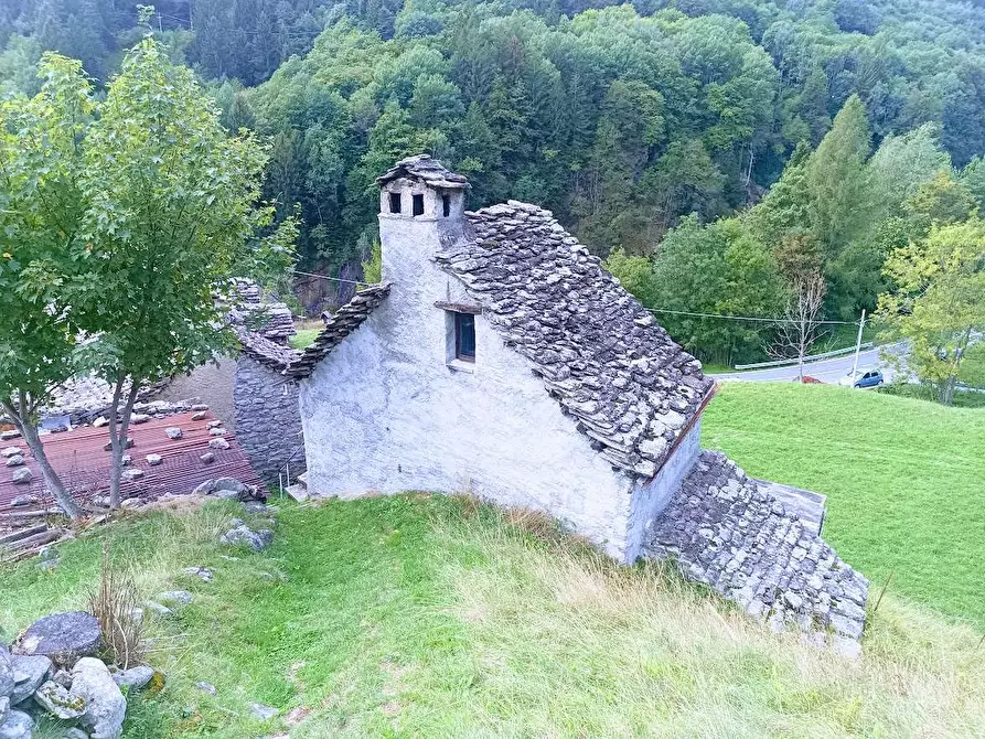 Immagine 58 di Baita in vendita  in MOULONE a Varzo