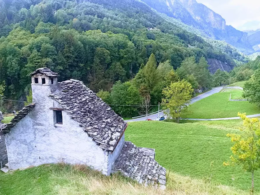 Immagine 59 di Baita in vendita  in MOULONE a Varzo