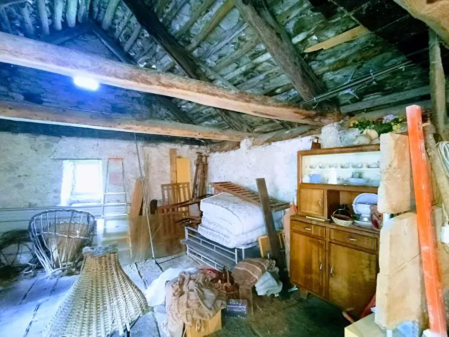 Immagine 65 di Baita in vendita  in MOULONE a Varzo