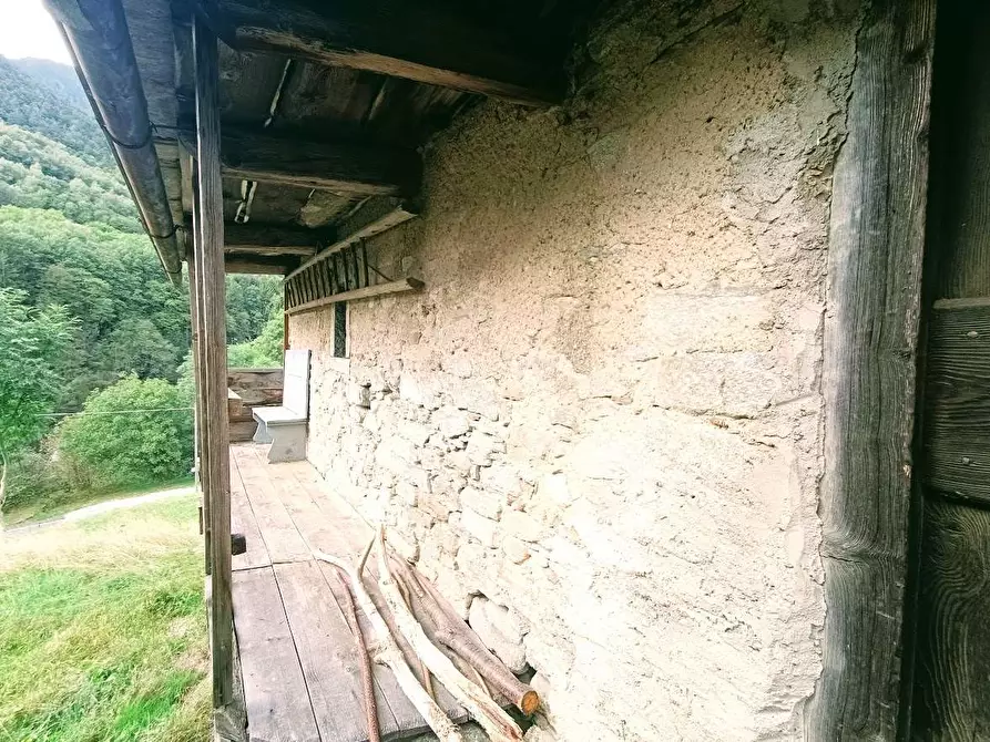 Immagine 37 di Baita in vendita  in MOULONE a Varzo