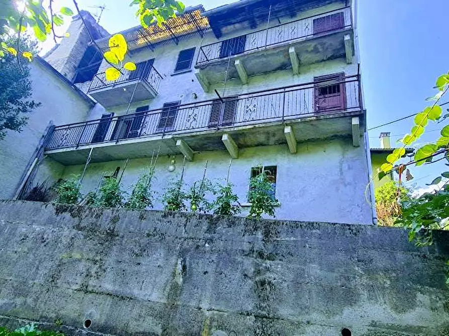 Immagine 1 di Casa indipendente in vendita  in chezzo a Montecrestese