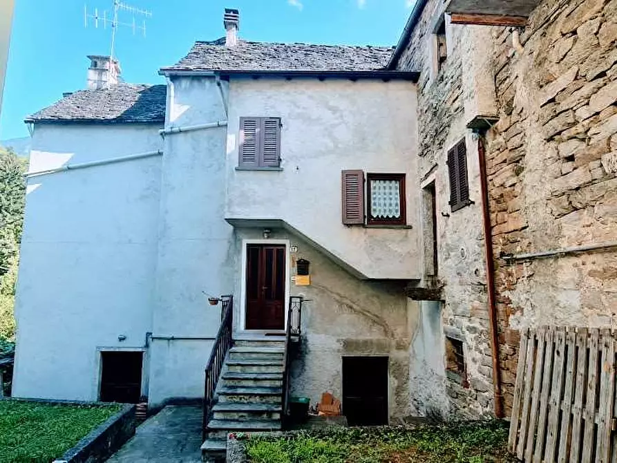 Immagine 2 di Casa indipendente in vendita  in chezzo a Montecrestese