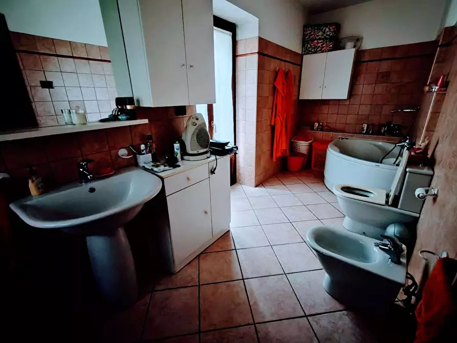 Immagine 25 di Villa in vendita  in CRESTA 9 a Masera