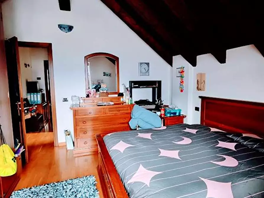 Immagine 29 di Villa in vendita  in CRESTA 9 a Masera