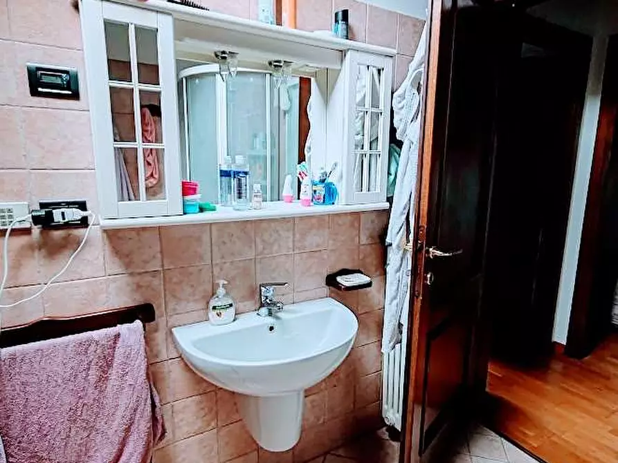 Immagine 36 di Villa in vendita  in CRESTA 9 a Masera