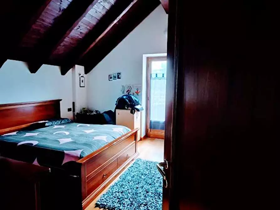 Immagine 90 di Villa in vendita  in CRESTA 9 a Masera