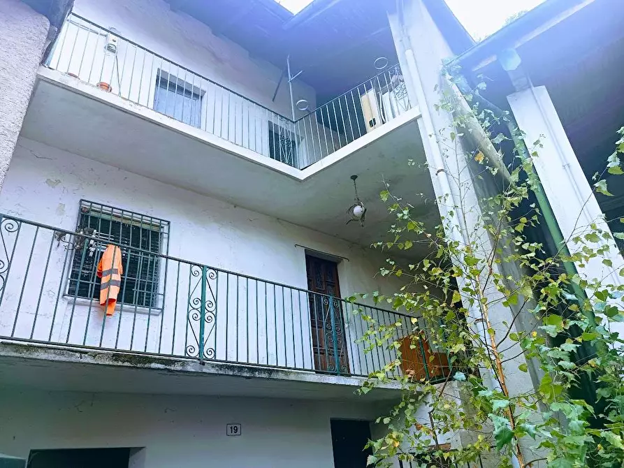 Immagine 3 di Casa indipendente in vendita  in oratorio a San Bernardino Verbano