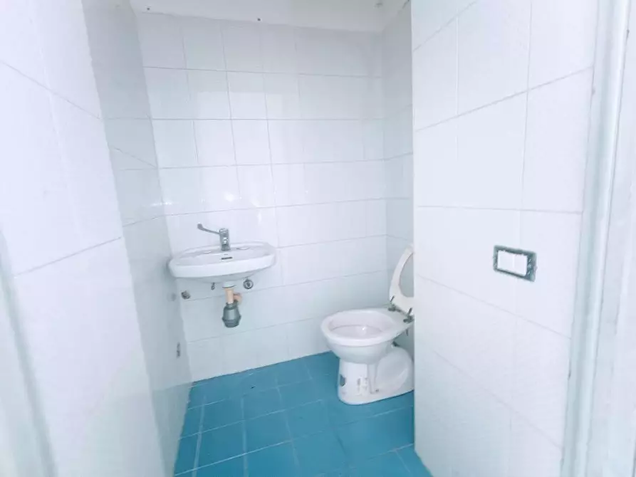 Immagine 15 di Negozio in vendita  in bianchi novello 65 a Villadossola