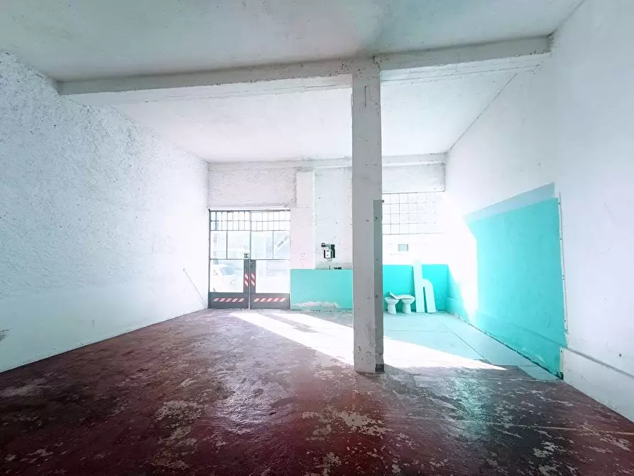 Immagine 13 di Negozio in vendita  in bianchi novello 65 a Villadossola