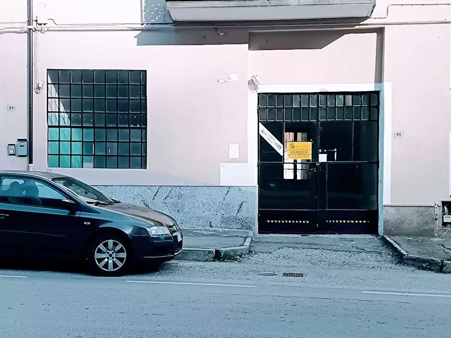 Immagine 4 di Negozio in vendita  in bianchi novello 65 a Villadossola