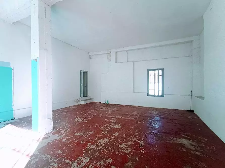 Immagine 24 di Negozio in vendita  in bianchi novello 65 a Villadossola