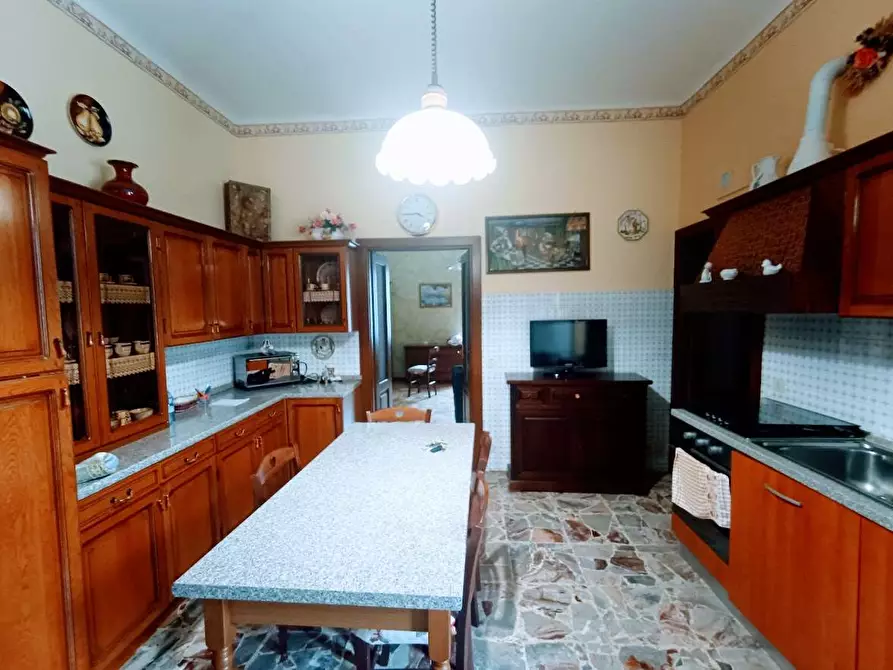 Immagine 1 di Appartamento in vendita  in piazza g. ciavez  1 a Domodossola