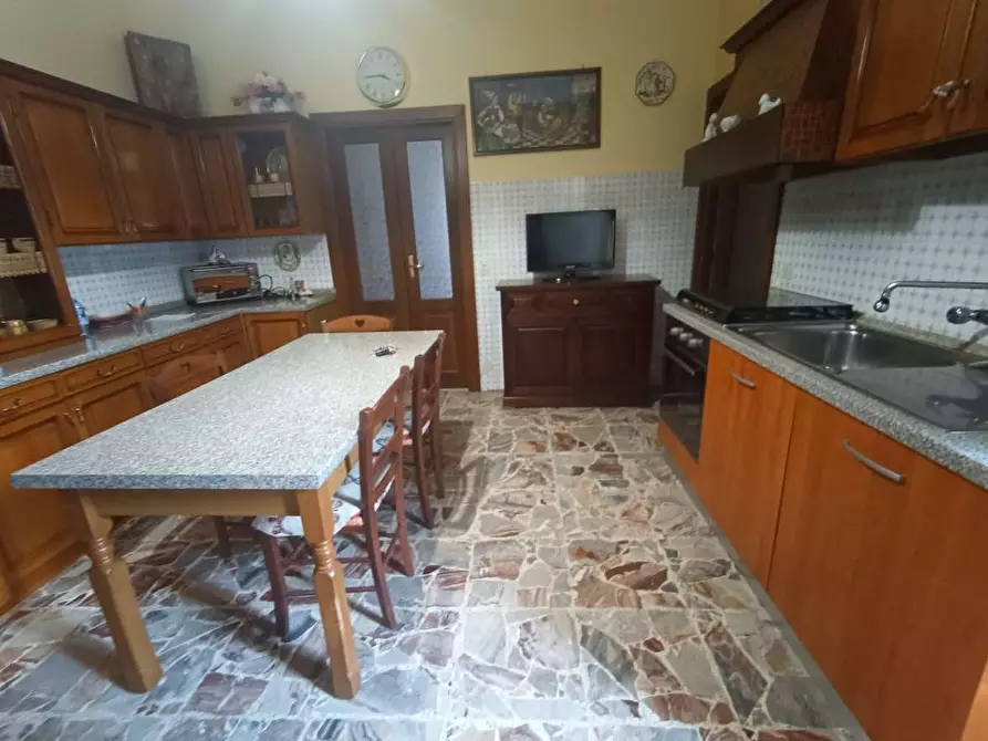 Immagine 5 di Appartamento in vendita  in piazza g. ciavez  1 a Domodossola