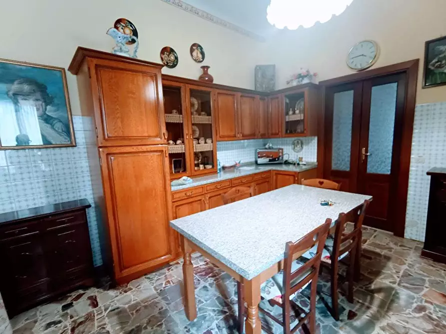 Immagine 3 di Appartamento in vendita  in piazza g. ciavez  1 a Domodossola