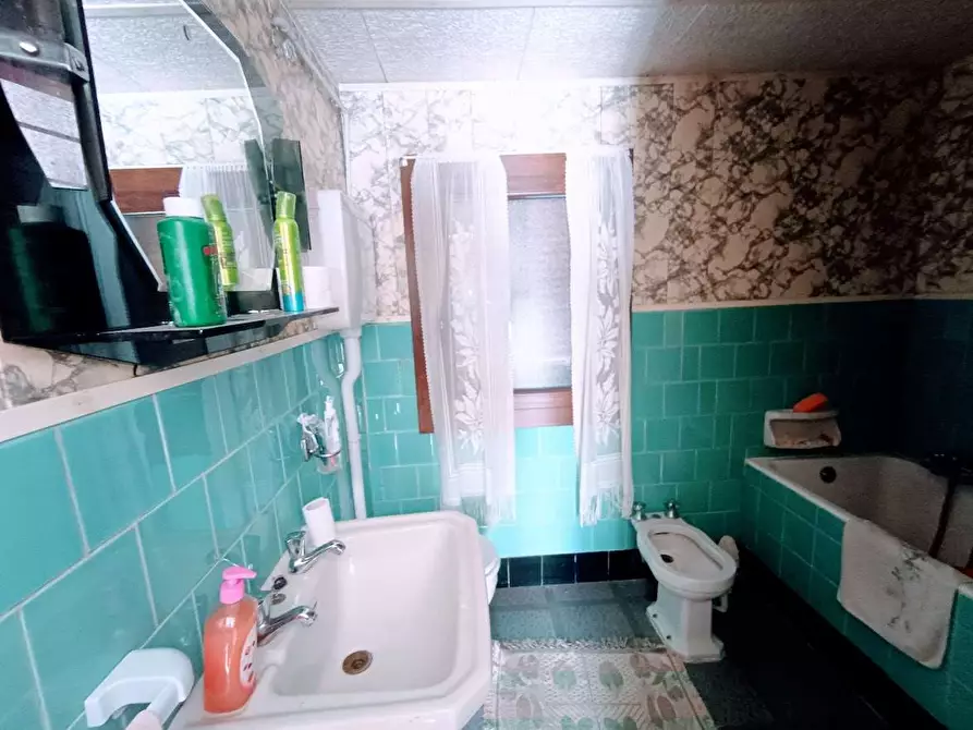 Immagine 34 di Porzione di casa in vendita  in centrale a Vogogna