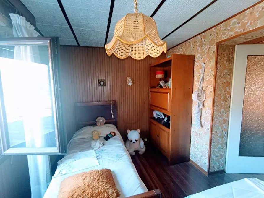 Immagine 30 di Porzione di casa in vendita  in centrale a Vogogna