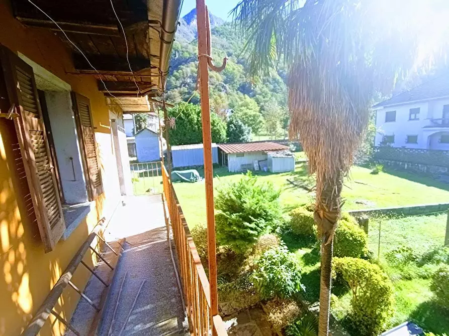 Immagine 5 di Porzione di casa in vendita  in centrale a Vogogna