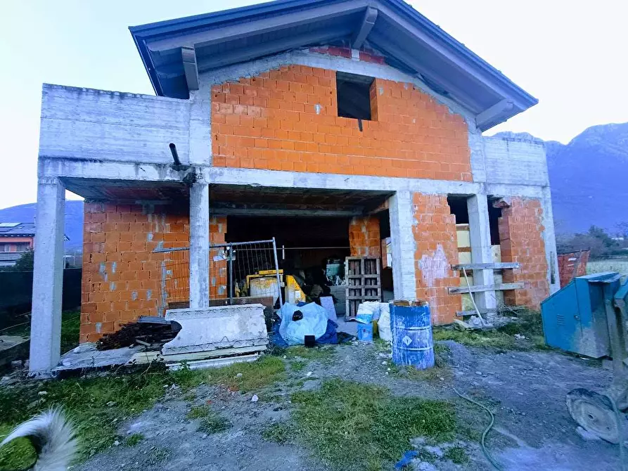 Immagine 7 di Villa in vendita  in UBERTO GIROLA N5 a Domodossola