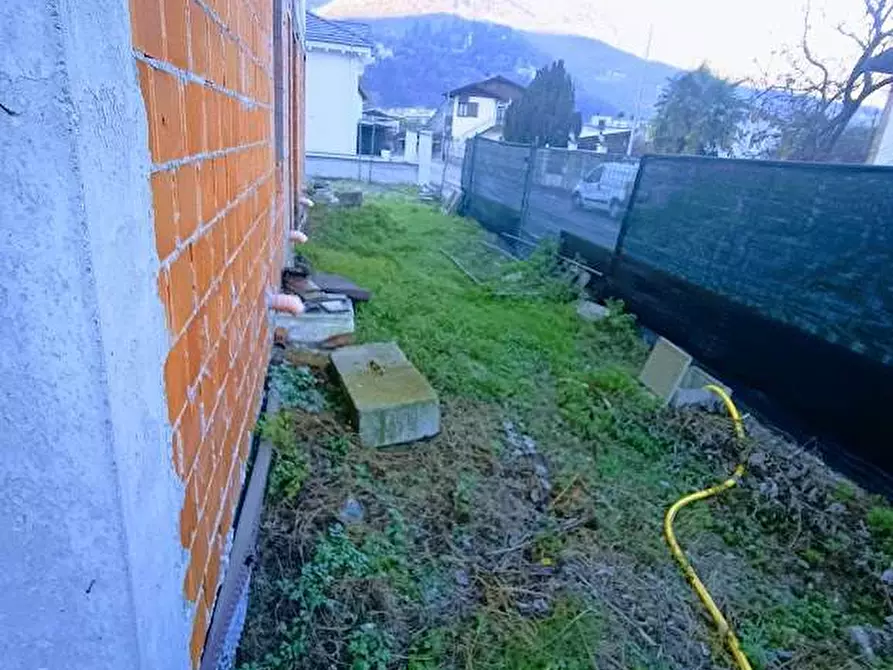 Immagine 25 di Villa in vendita  in UBERTO GIROLA N5 a Domodossola