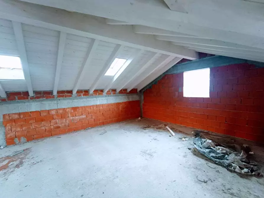 Immagine 20 di Villa in vendita  in UBERTO GIROLA N5 a Domodossola