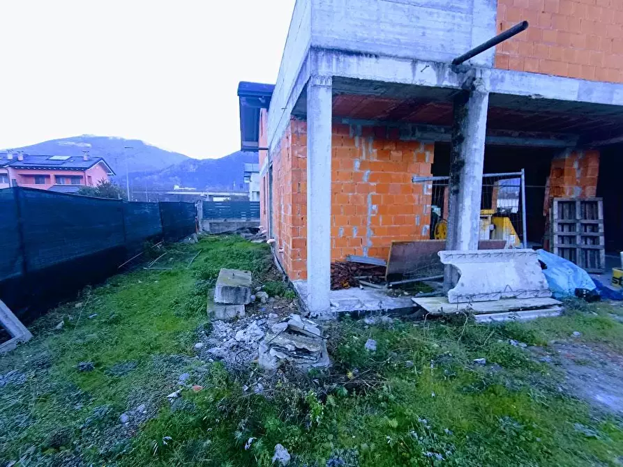 Immagine 32 di Villa in vendita  in UBERTO GIROLA N5 a Domodossola