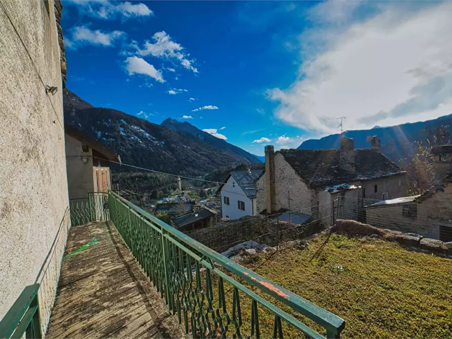 Immagine 7 di Porzione di casa in vendita  in albogno 21 a Premia