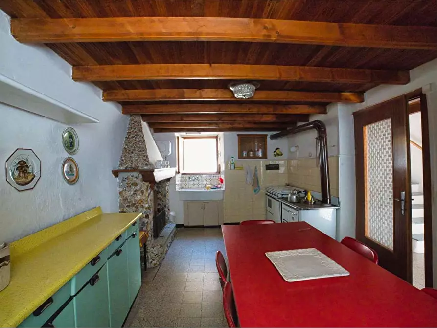 Immagine 14 di Porzione di casa in vendita  in albogno 21 a Premia