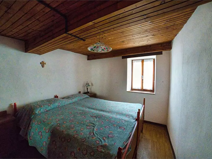 Immagine 25 di Porzione di casa in vendita  in albogno 21 a Premia