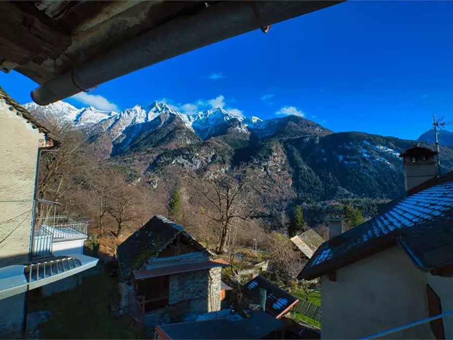 Immagine 41 di Porzione di casa in vendita  in albogno 21 a Premia
