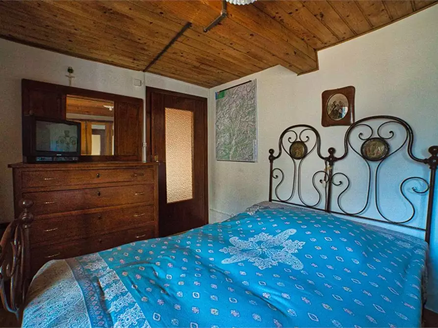 Immagine 29 di Porzione di casa in vendita  in albogno 21 a Premia