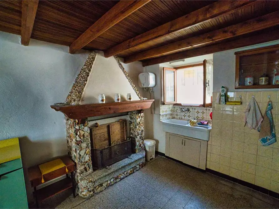 Immagine 31 di Porzione di casa in vendita  in albogno 21 a Premia