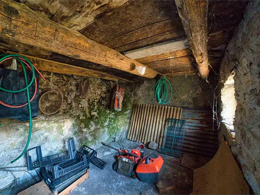 Immagine 45 di Porzione di casa in vendita  in albogno 21 a Premia