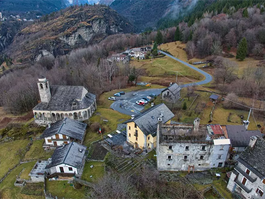 Immagine 14 di Rustico / casale in vendita  in piazza chiesa a Premia