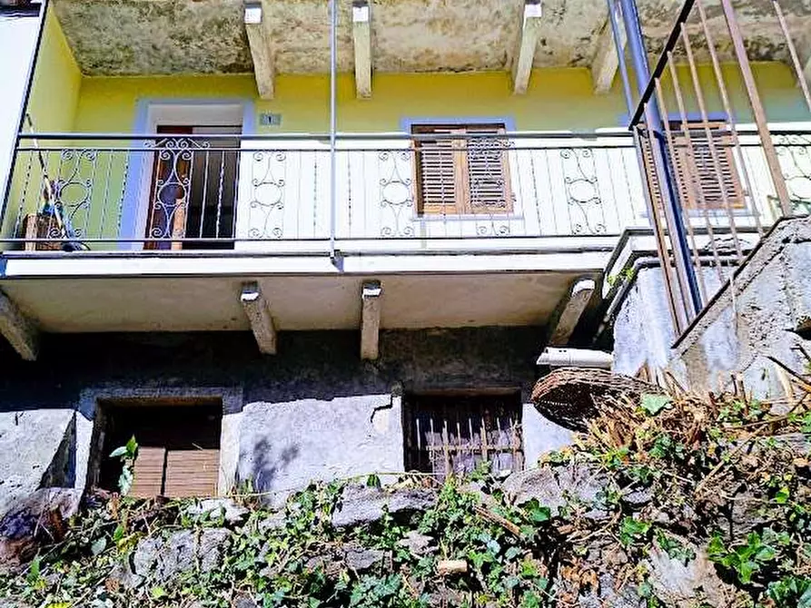 Immagine 3 di Casa indipendente in vendita  in CASA DEI CONTI 17 a Villadossola