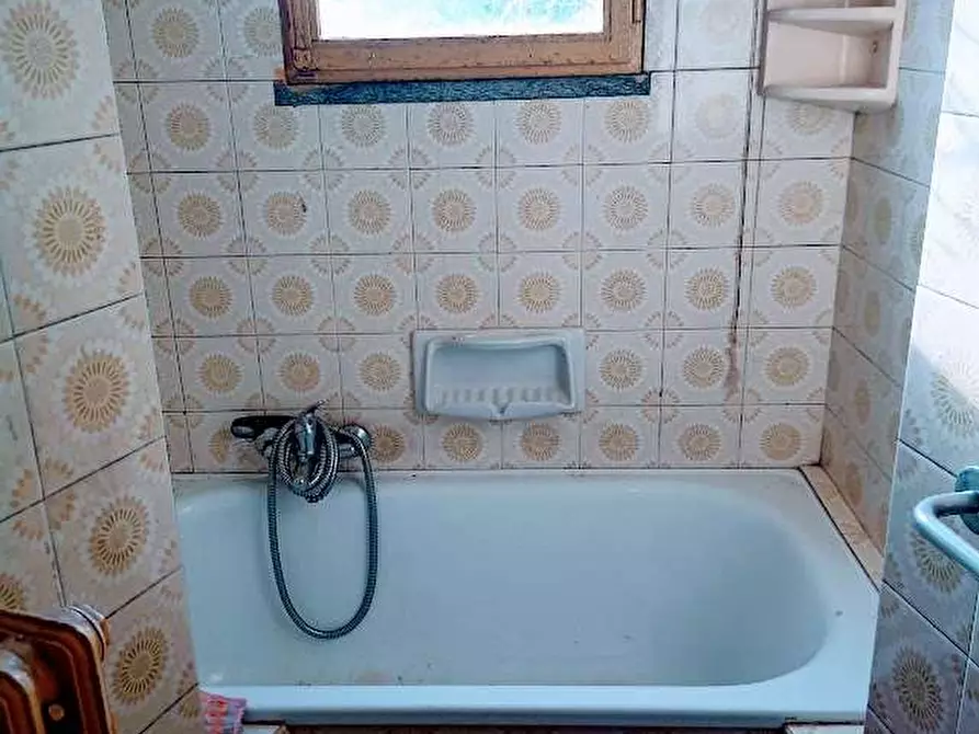 Immagine 13 di Casa indipendente in vendita  in CASA DEI CONTI 17 a Villadossola