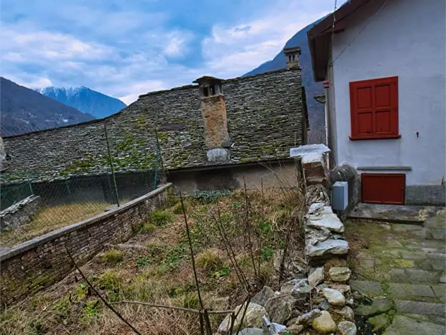 Immagine 35 di Appartamento in vendita  in CENTRO 19 a Calasca-Castiglione