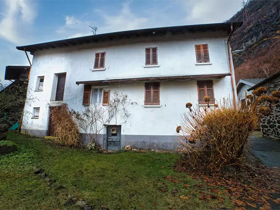 Immagine 2 di Casa indipendente in vendita  in megolo a Pieve Vergonte